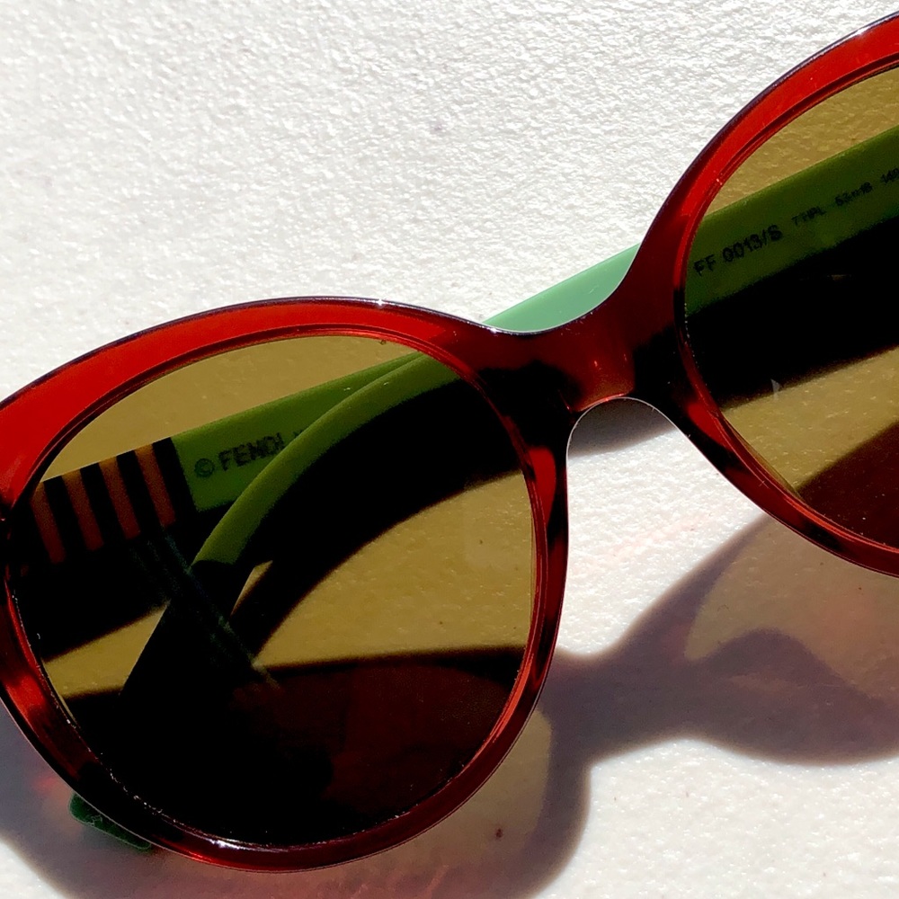 FENDI Sunglasses - Picture 6 of 14